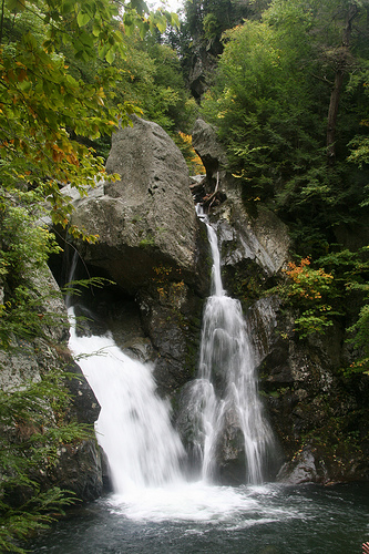 Post image for Waterfall in the Berkshires | Picture Massachusetts