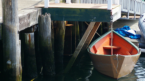 Post image for Boat at the dock | Picture Massachusetts