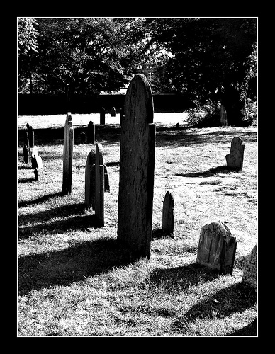 Post image for Salem Witch Trials Burial | Picture Massachusetts