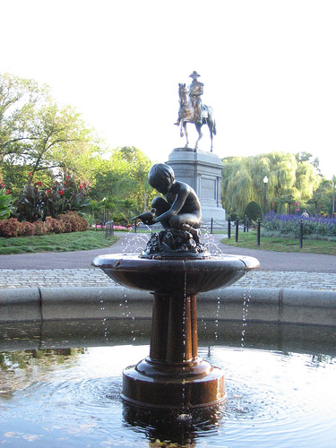 Post image for Boston Garden Fountain | Picture Massachusetts