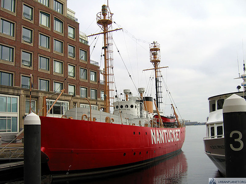 Post image for Nantucket Lightship in Boston | Picture Massachusetts