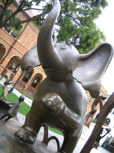 Post image for Horton Statue | Picture Massachusetts